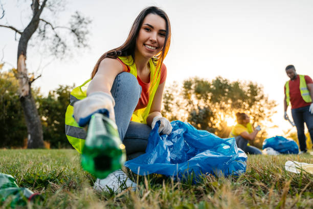 Best Commercial Cleanout Services  in St Clair Shores, MI