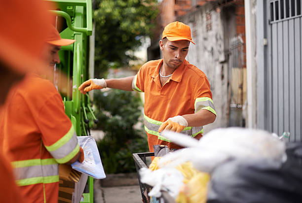 Best Yard Cleanup Services  in St Clair Shores, MI